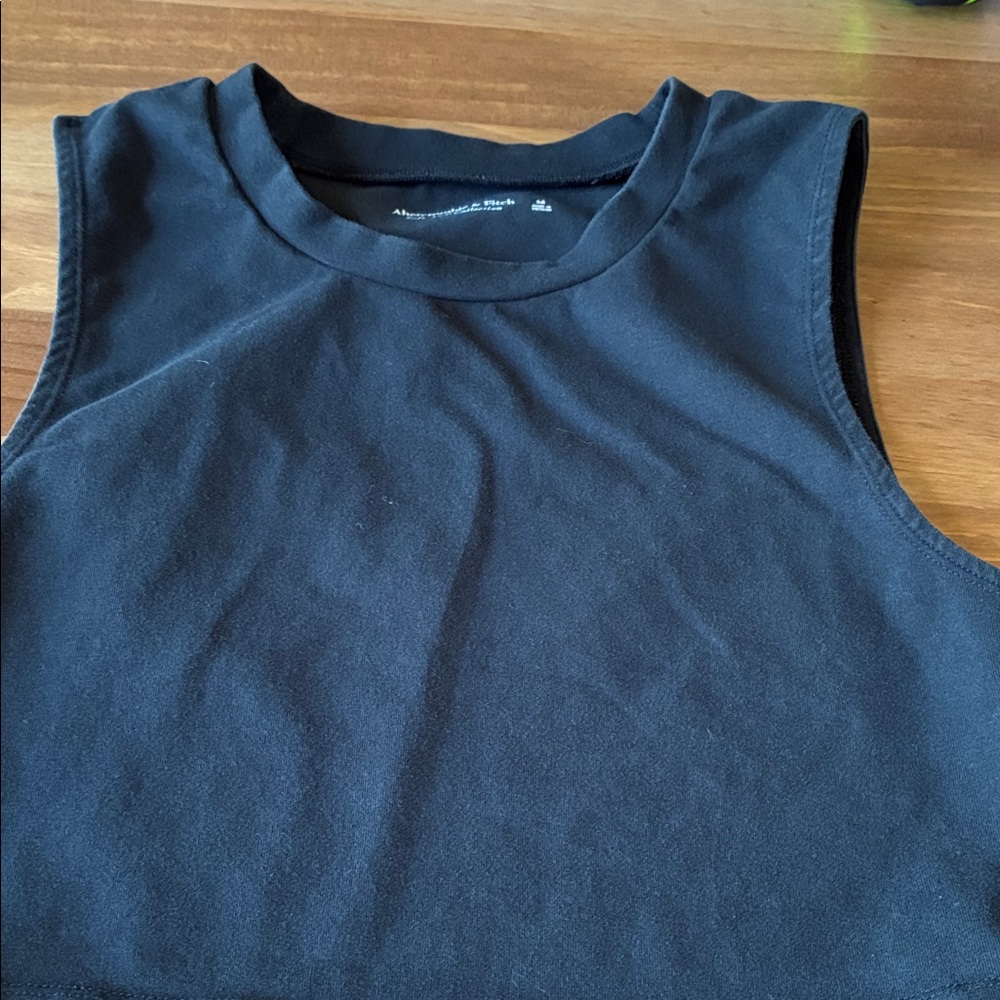 Abercrombie & Fitch Classic Black Muscle Tee - Picture 4 of 4